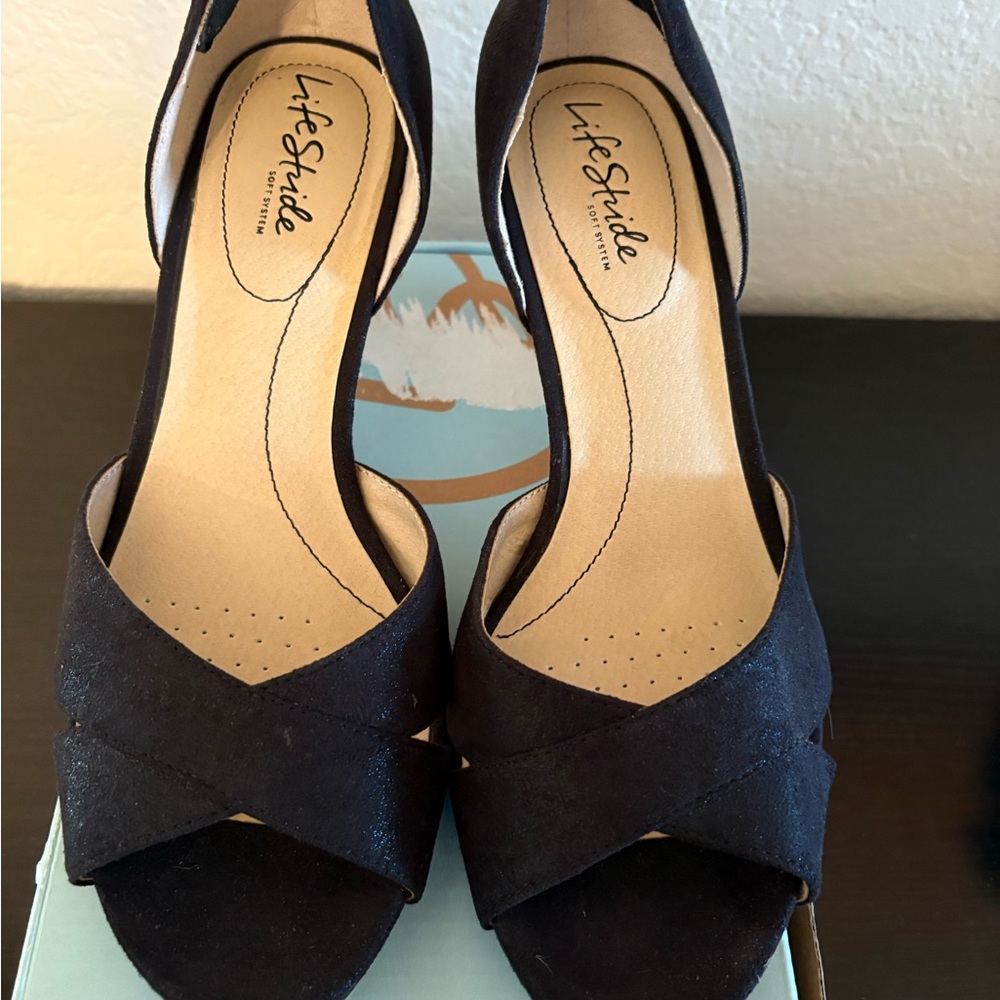 Women's Black Shoes